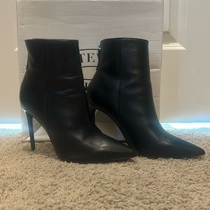 Steve Madden Via boots